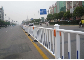 朝阳市市政道路护栏工程
